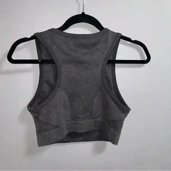 Offline by Aerie Bra  / Crop Top - Picture 2 of 3